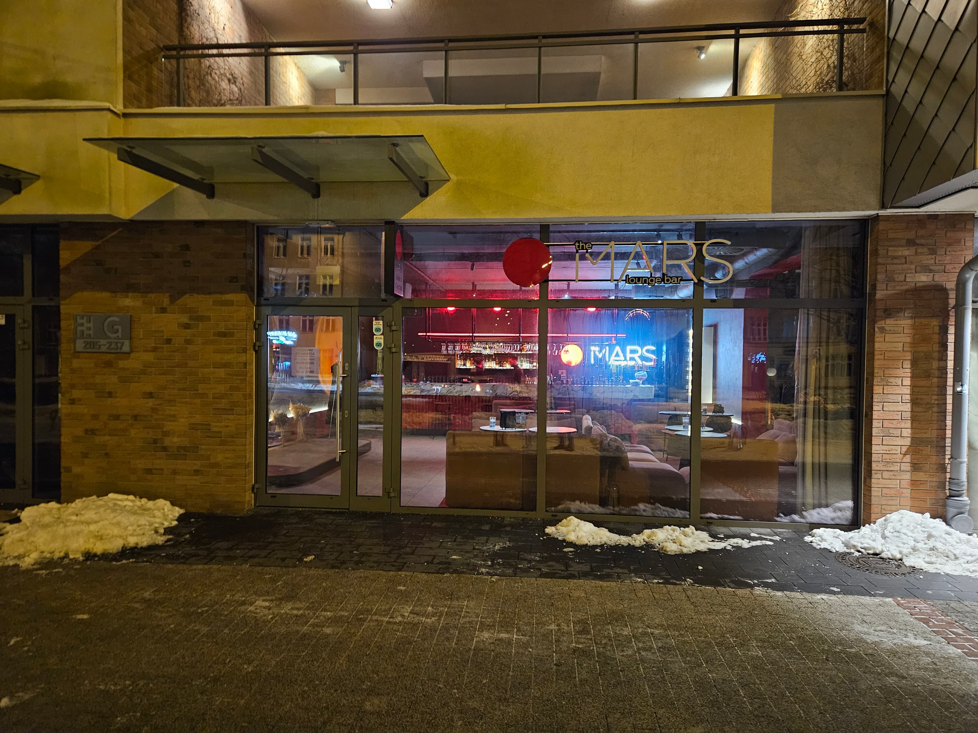 Mars lounge interior 3